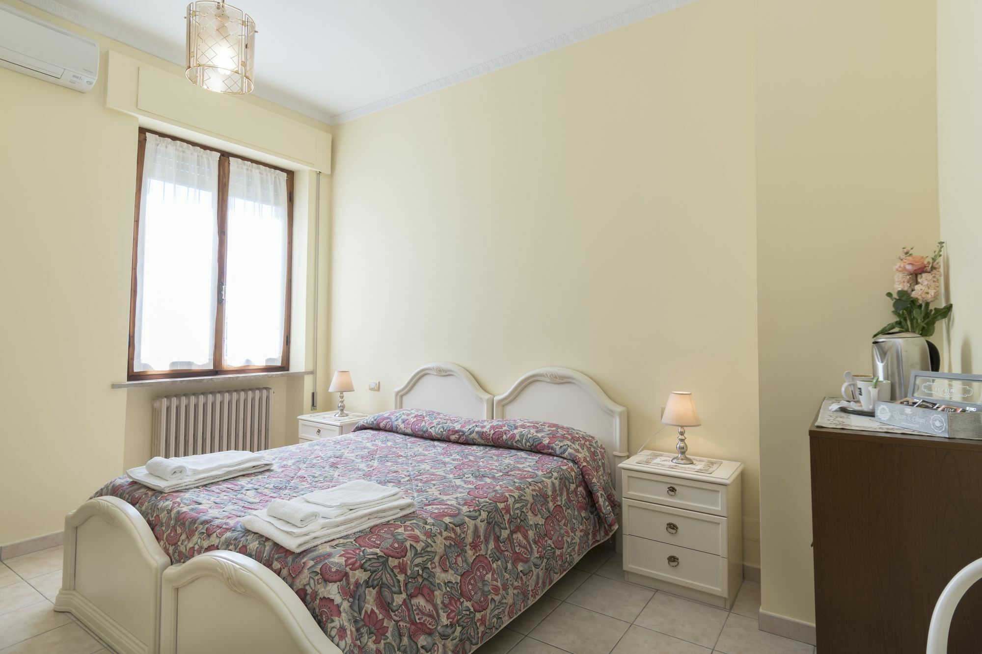 אסיסי Camere Mariella מראה חיצוני תמונה
