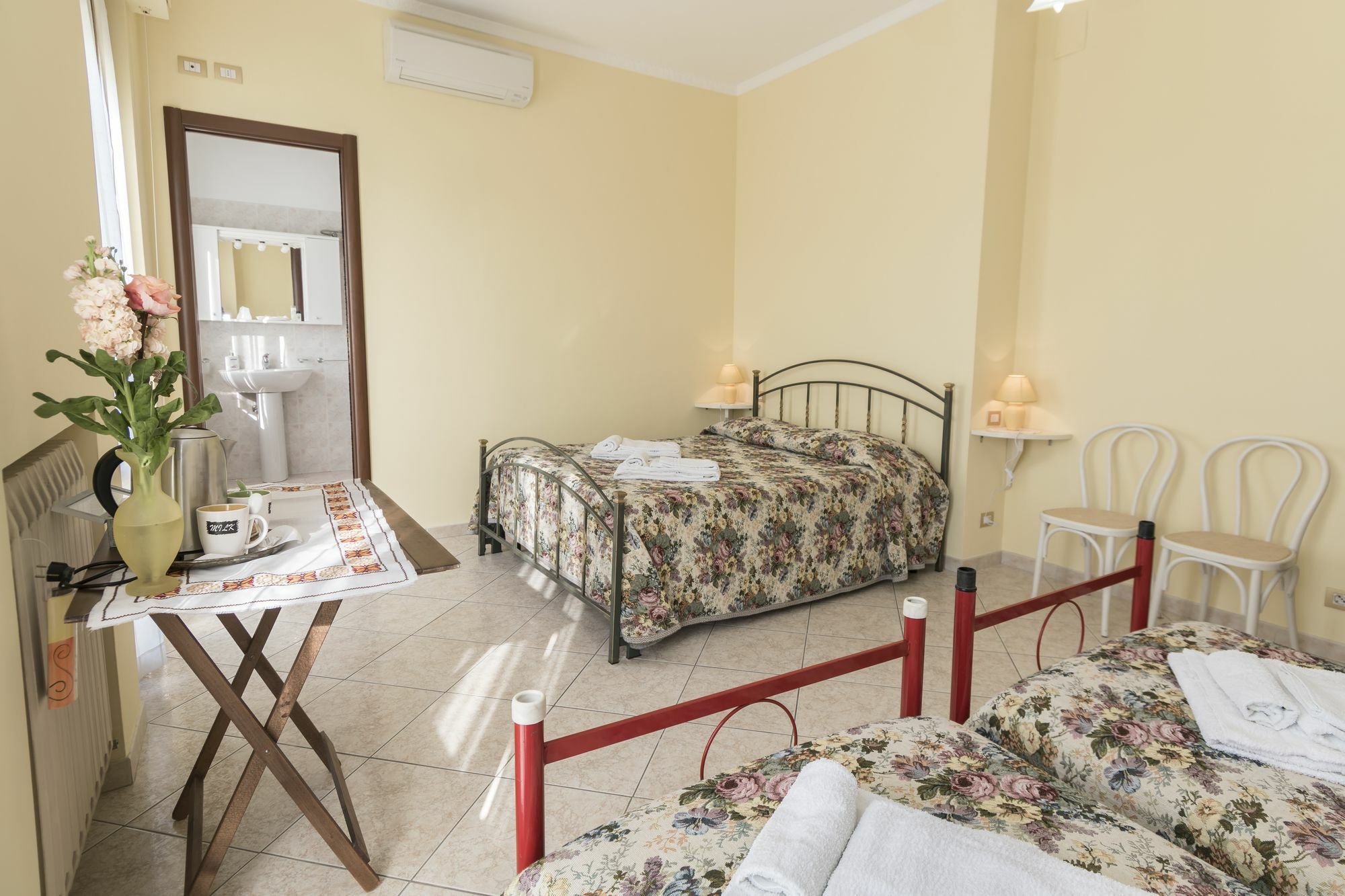 אסיסי Camere Mariella מראה חיצוני תמונה